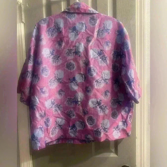 Nova Men Santa Rosa Textured Cropped button up shirt in pink & blue EUC size LG - Picture 4 of 7